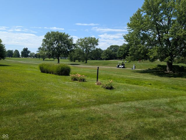 624 Hacienda Place, Greenwood, IN 46143