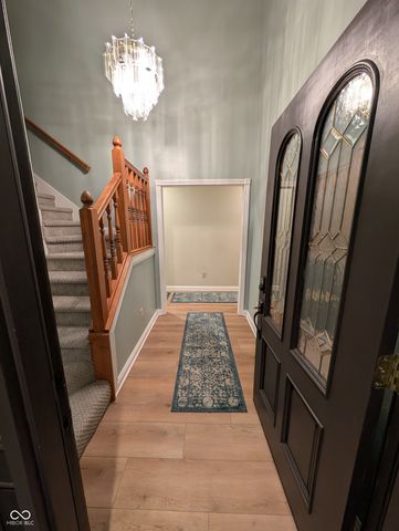 624 Hacienda Place, Greenwood, IN 46143