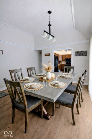 624 Hacienda Place, Greenwood, IN 46143