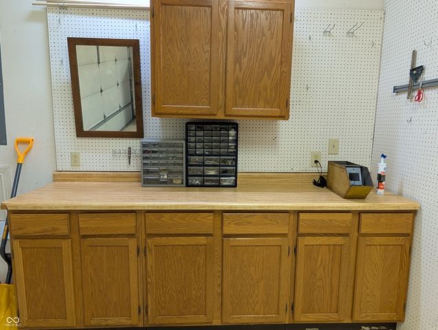 624 Hacienda Place, Greenwood, IN 46143