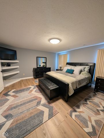 624 Hacienda Place, Greenwood, IN 46143