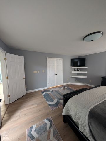 624 Hacienda Place, Greenwood, IN 46143