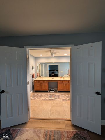 624 Hacienda Place, Greenwood, IN 46143