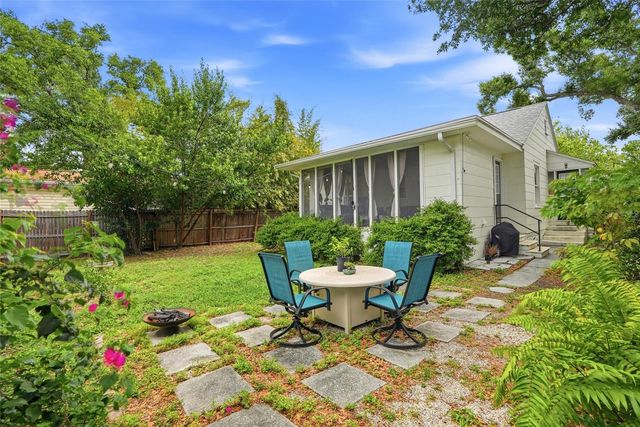 1510 14TH STREET N, St Petersburg, FL 33704