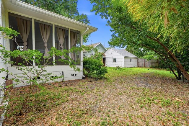 1510 14TH STREET N, St Petersburg, FL 33704