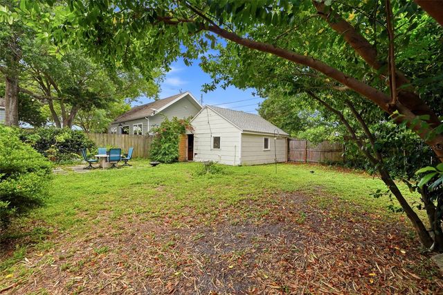 1510 14TH STREET N, St Petersburg, FL 33704