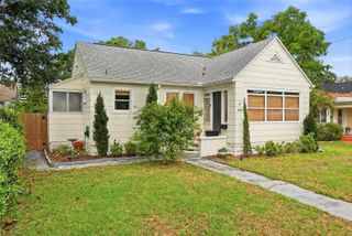 1510 14TH STREET N, St Petersburg, FL 33704