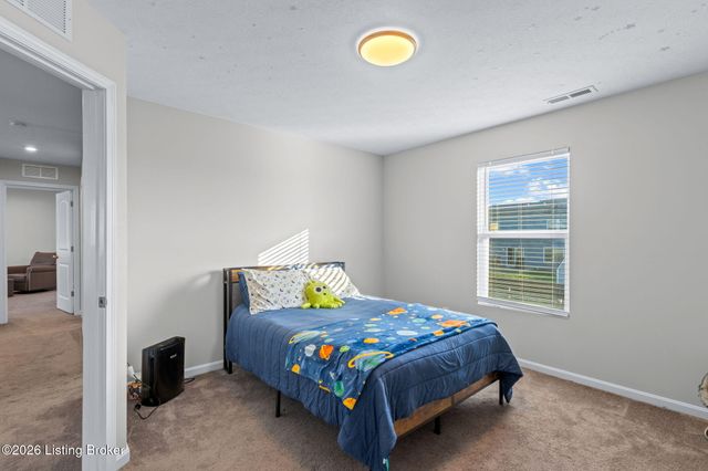 1305 Bogard Ln, Mt Washington, KY 40047