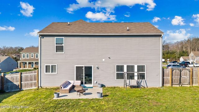 1305 Bogard Ln, Mt Washington, KY 40047