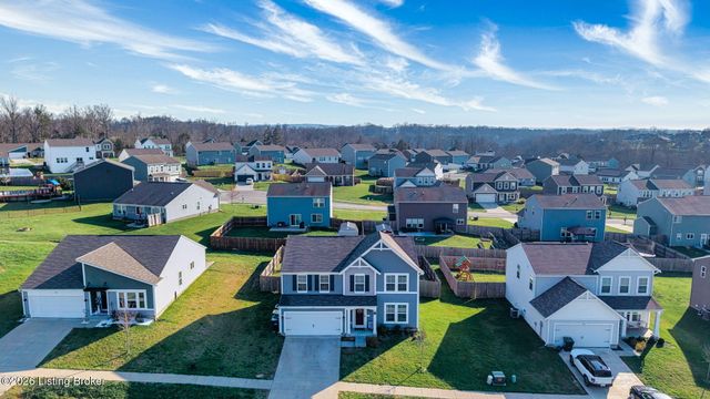 1305 Bogard Ln, Mt Washington, KY 40047