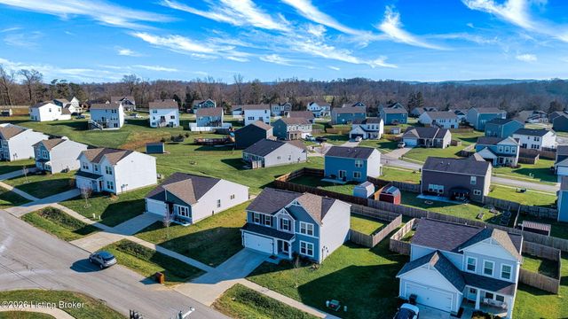 1305 Bogard Ln, Mt Washington, KY 40047