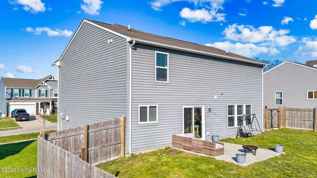 1305 Bogard Ln, Mt Washington, KY 40047