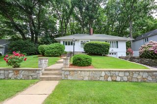 41 Bruce Road, Manchester, NH 03104