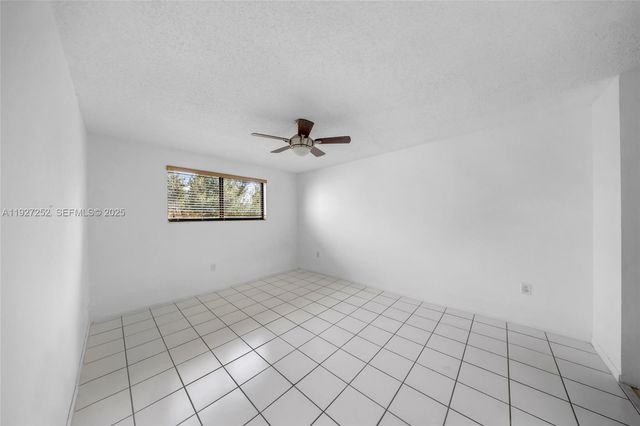 5765 W 25th Ct 411, Hialeah, FL 33016