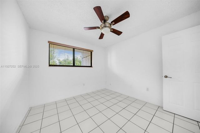 5765 W 25th Ct 411, Hialeah, FL 33016
