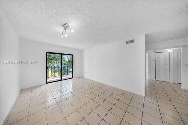 5765 W 25th Ct 411, Hialeah, FL 33016