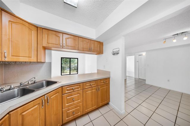 5765 W 25th Ct 411, Hialeah, FL 33016