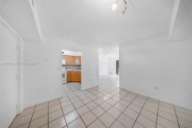 5765 W 25th Ct 411, Hialeah, FL 33016