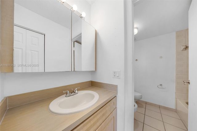 5765 W 25th Ct 411, Hialeah, FL 33016