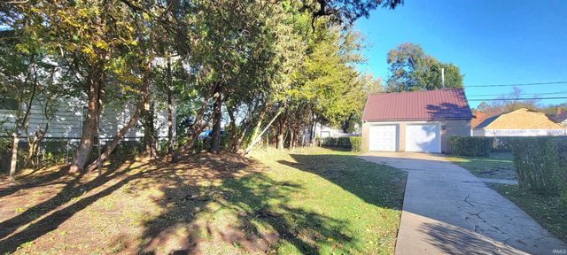 726 S Falcon Street, South Bend, IN 46619