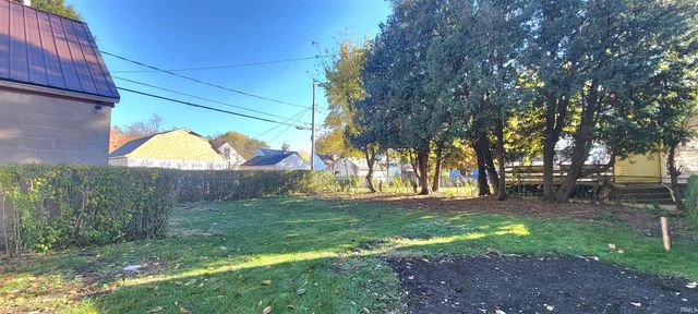 726 S Falcon Street, South Bend, IN 46619