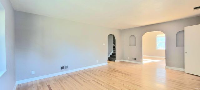 726 S Falcon Street, South Bend, IN 46619