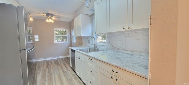 726 S Falcon Street, South Bend, IN 46619