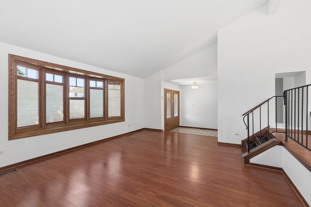15551 Frances Lane, Orland Park, IL 60462