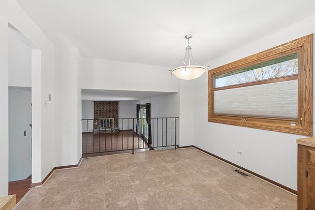 15551 Frances Lane, Orland Park, IL 60462
