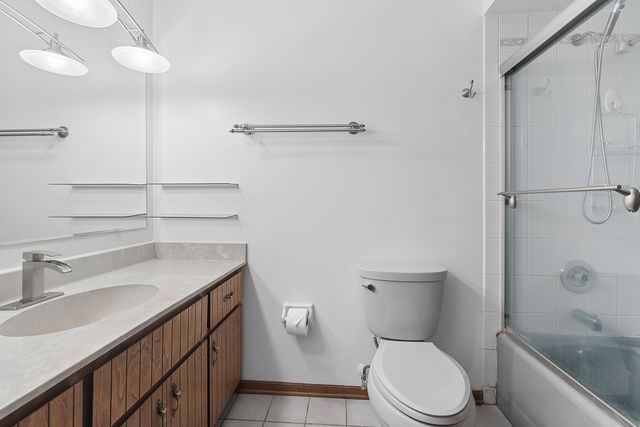 15551 Frances Lane, Orland Park, IL 60462