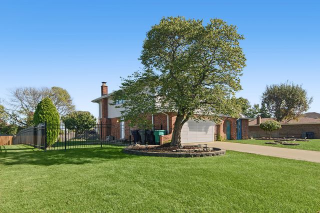 15551 Frances Lane, Orland Park, IL 60462