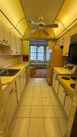 231 174th St 911, Sunny Isles Beach, FL 33160