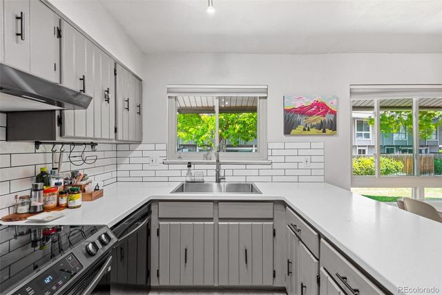 6495 E Happy Canyon Road 52, Denver, CO 80237