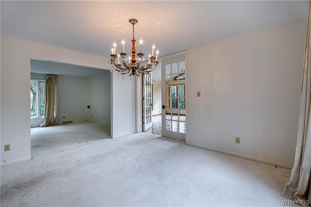 121 Deer Run, Amherst, NY 14221