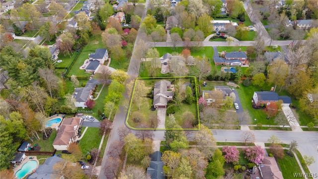 121 Deer Run, Amherst, NY 14221
