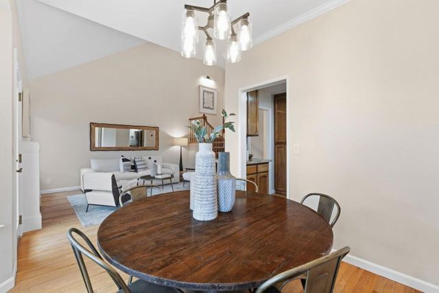 1292 Foxwood Way, San Jose, CA 95118