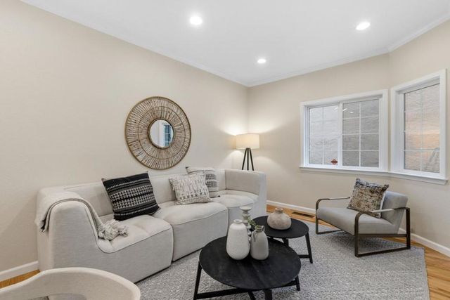 1292 Foxwood Way, San Jose, CA 95118