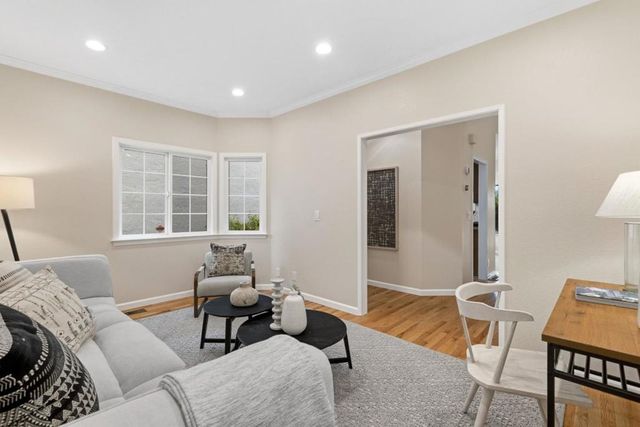 1292 Foxwood Way, San Jose, CA 95118