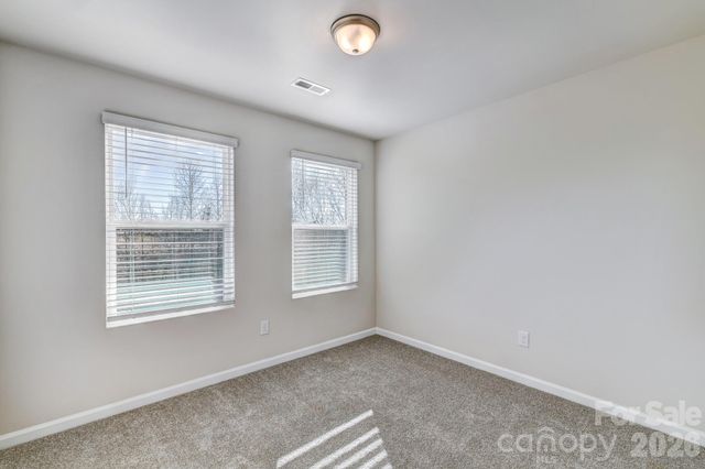 9302 Pagoda Oak Drive, Charlotte, NC 28269