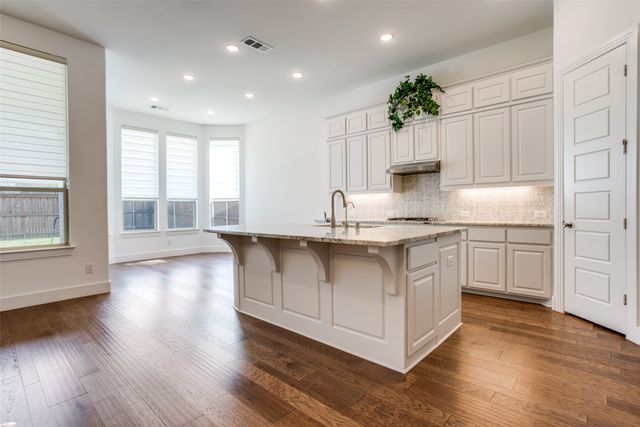 717 Corner Post Path, Celina, TX 75009