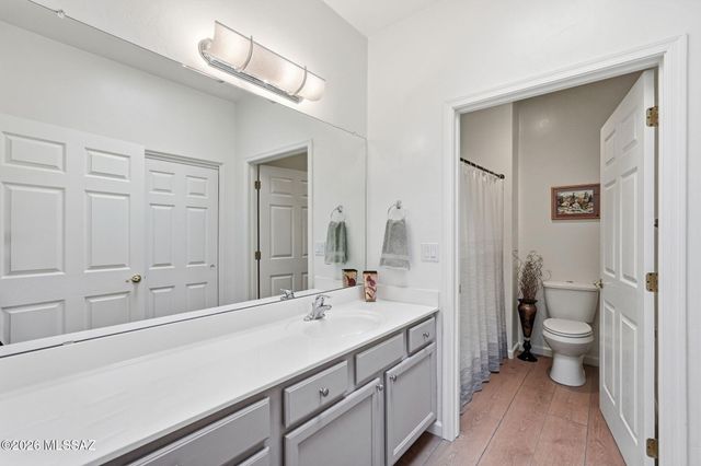 433 W Deerwood Lane, Green Valley, AZ 85614