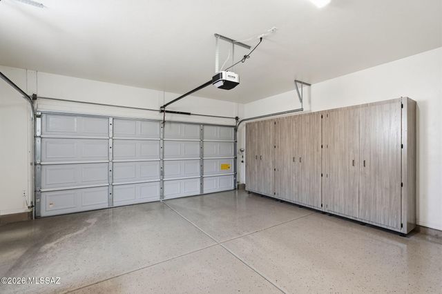 433 W Deerwood Lane, Green Valley, AZ 85614