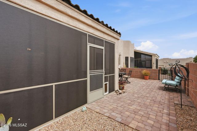 433 W Deerwood Lane, Green Valley, AZ 85614