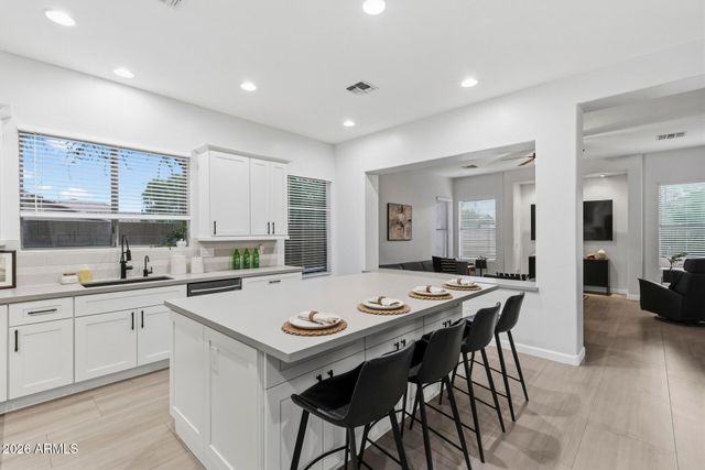 33802 N 23rd Drive, Phoenix, AZ 85085
