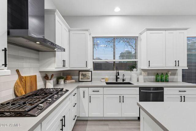 33802 N 23rd Drive, Phoenix, AZ 85085