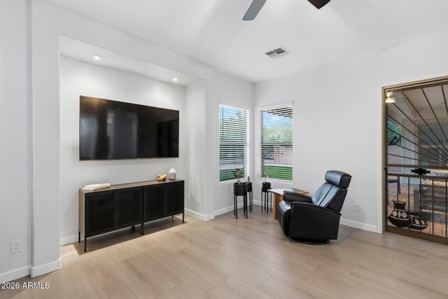 33802 N 23rd Drive, Phoenix, AZ 85085