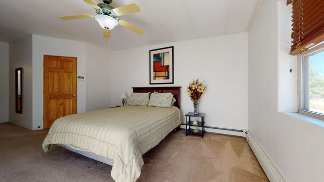 218 Cynthia Loop NW C, Albuquerque, NM 87114