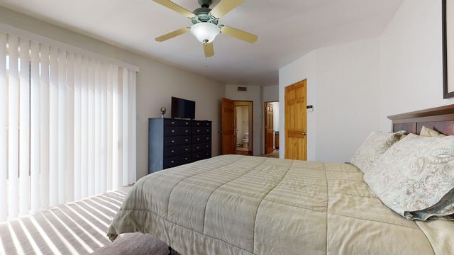 218 Cynthia Loop NW C, Albuquerque, NM 87114