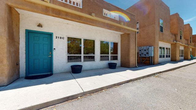 218 Cynthia Loop NW C, Albuquerque, NM 87114