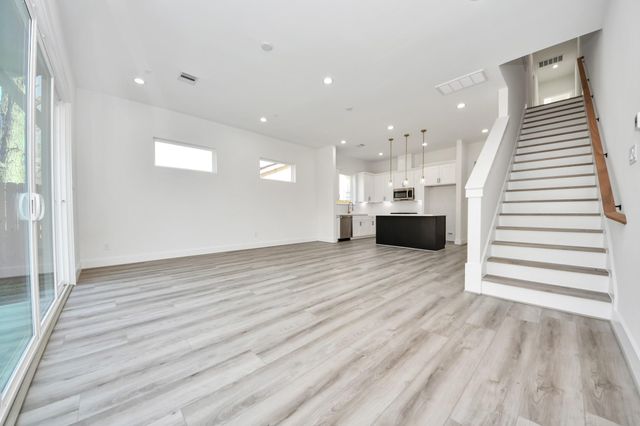 7012 & 7014 Saint Augustine Street, Houston, TX 77021